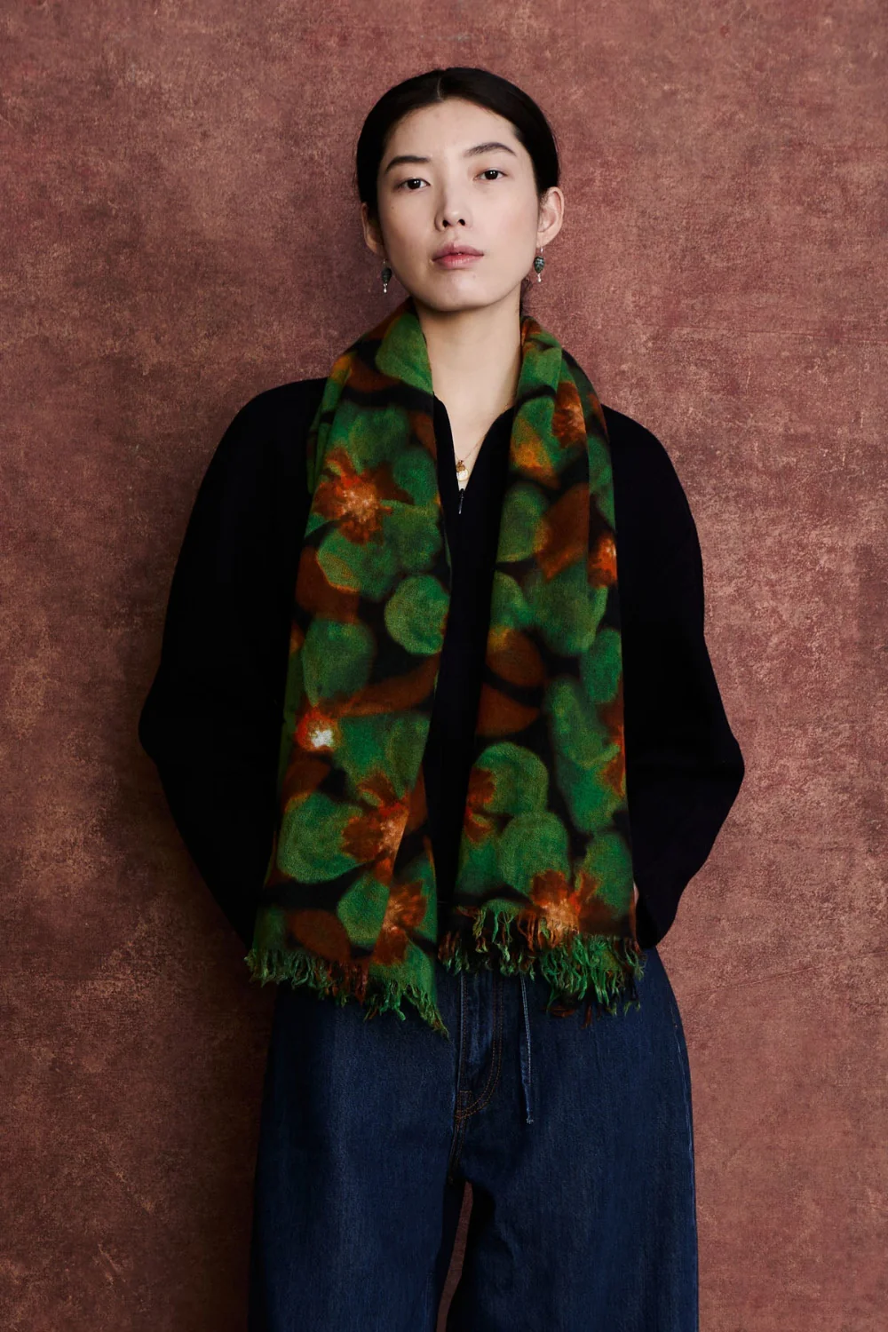 100% Cashmere Scarf Primrose Green Floral - Image 2