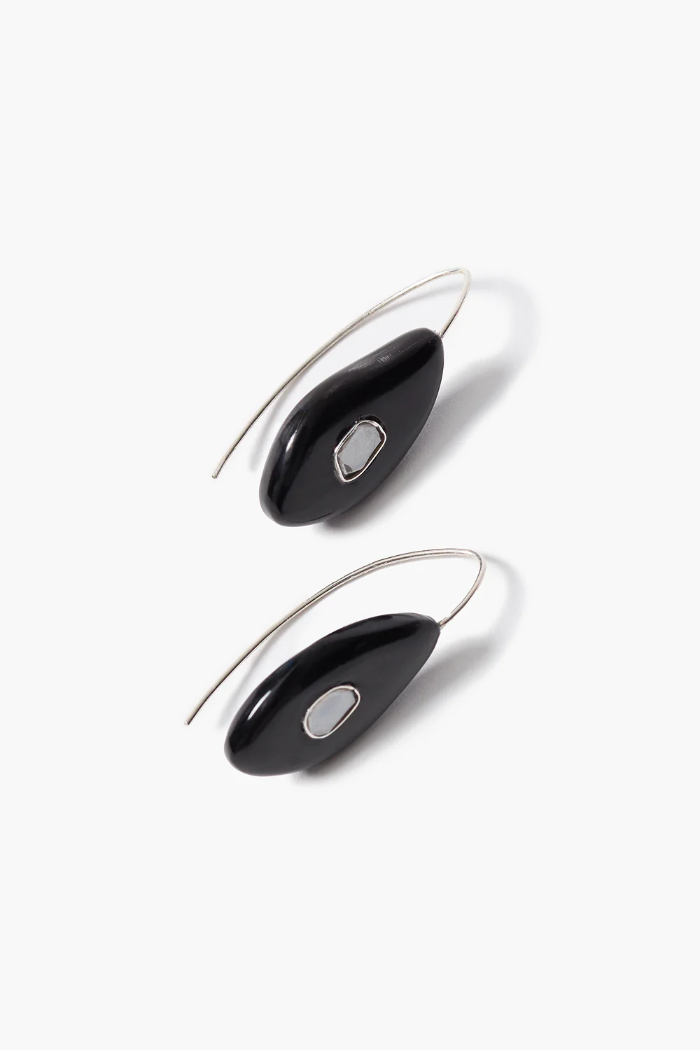 Pebble Earrings Black Horn - Image 2